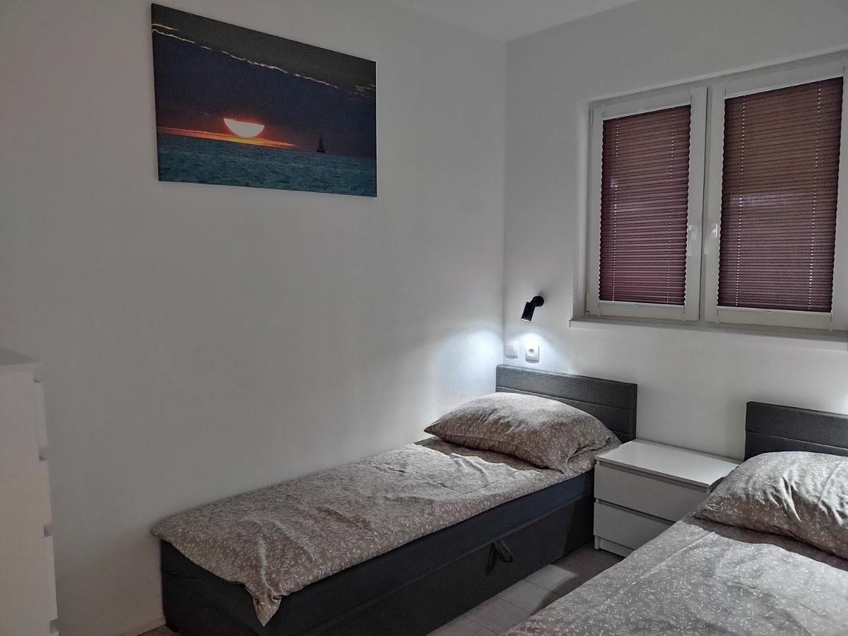 Domek Parterowy Apartamentowy Ostoja 레왈 외부 사진
