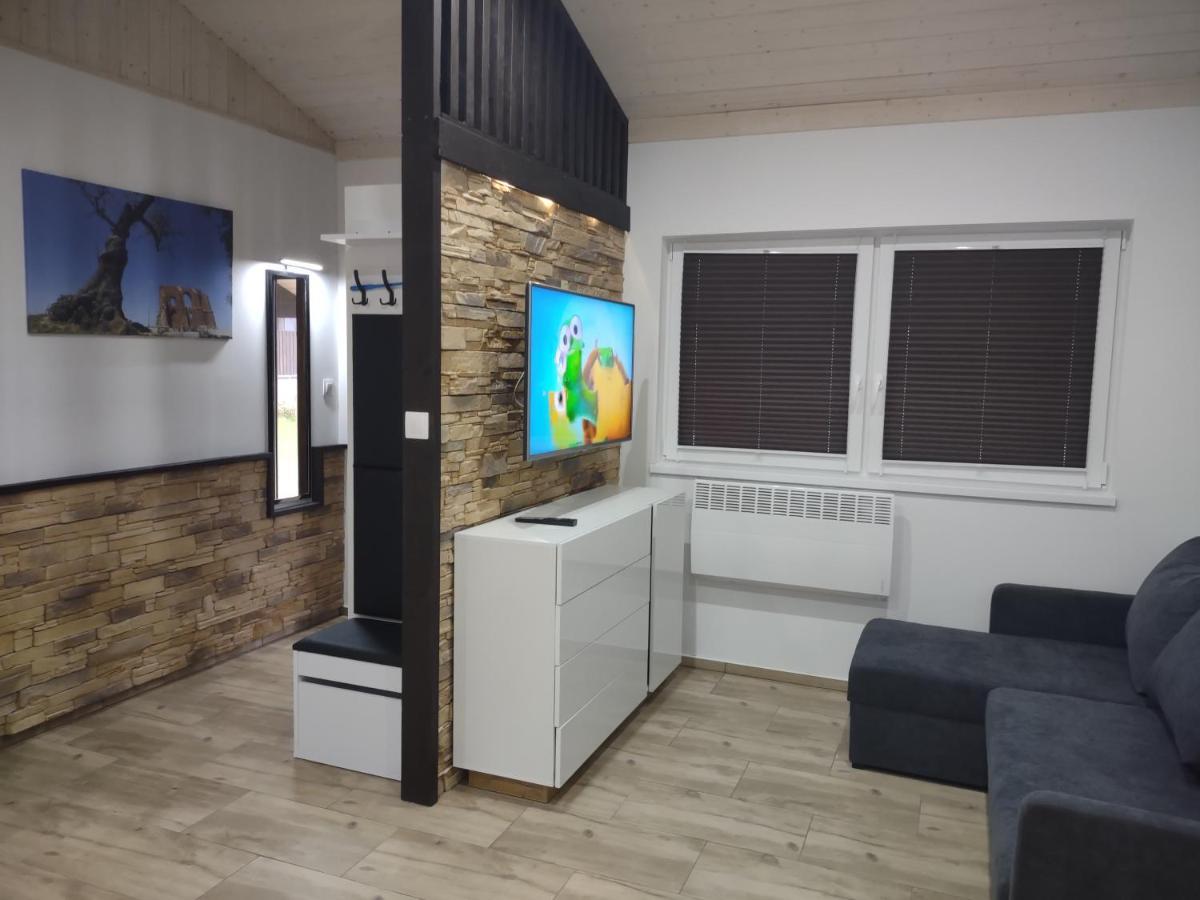 Domek Parterowy Apartamentowy Ostoja 레왈 외부 사진