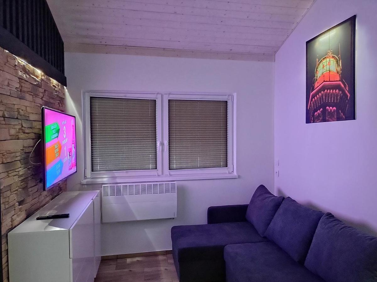 Domek Parterowy Apartamentowy Ostoja 레왈 외부 사진