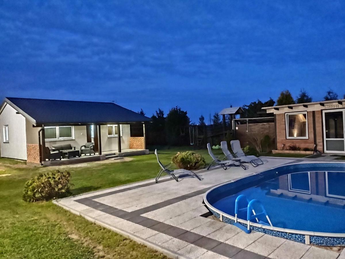 Domek Parterowy Apartamentowy Ostoja 레왈 외부 사진